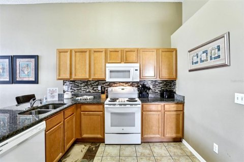 Villa ou maison à vendre à Kissimmee, Floride: 5 chambres, 180.23 m2 № 2224396 - photo 21