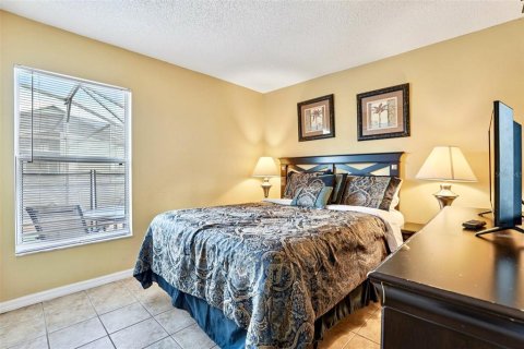 Villa ou maison à vendre à Kissimmee, Floride: 5 chambres, 180.23 m2 № 2224396 - photo 13