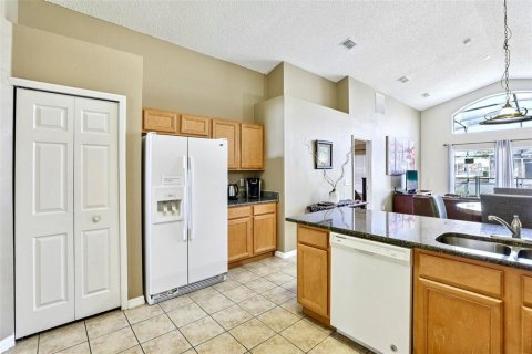 Villa ou maison à vendre à Kissimmee, Floride: 5 chambres, 180.23 m2 № 2224396 - photo 22