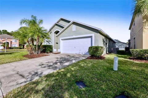 Villa ou maison à vendre à Kissimmee, Floride: 5 chambres, 180.23 m2 № 2224396 - photo 17