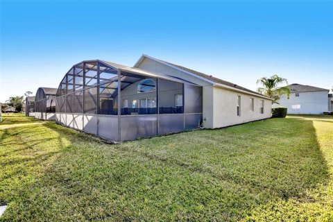 Villa ou maison à vendre à Kissimmee, Floride: 5 chambres, 180.23 m2 № 2224396 - photo 15