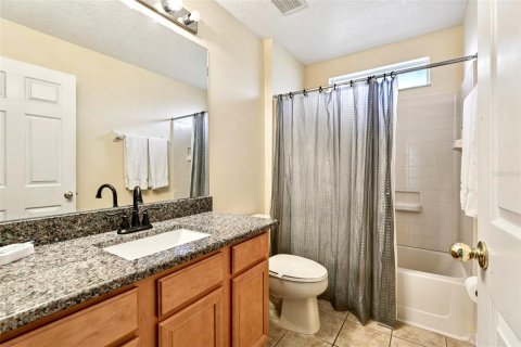 Villa ou maison à vendre à Kissimmee, Floride: 5 chambres, 180.23 m2 № 2224396 - photo 12