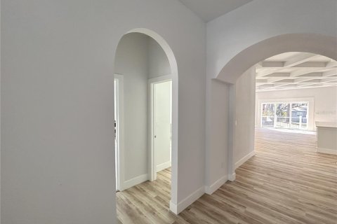 Villa ou maison à vendre à Palm Harbor, Floride: 4 chambres, 202.53 m2 № 2202351 - photo 8