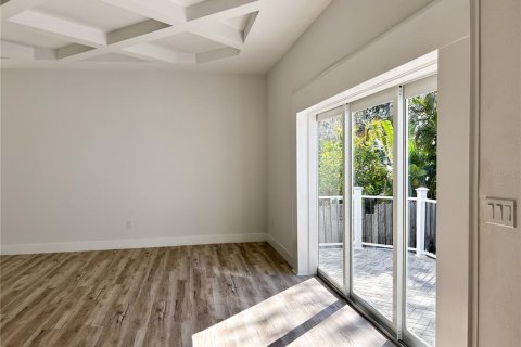 Villa ou maison à vendre à Palm Harbor, Floride: 4 chambres, 202.53 m2 № 2202351 - photo 9