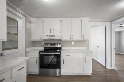 House in Dunedin, Florida 2 bedrooms, 93.65 sq.m. № 1812753 - photo 9