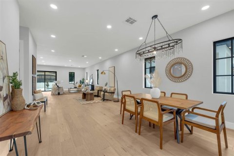 Casa en venta en Orlando, Florida, 5 dormitorios, 313.92 m2 № 1846404 - foto 7