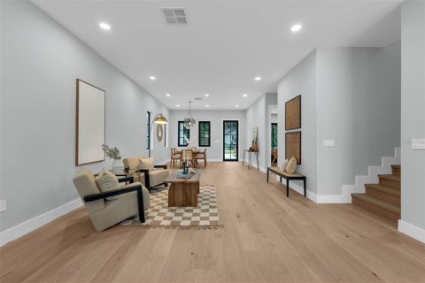 Casa en venta en Orlando, Florida, 5 dormitorios, 313.92 m2 № 1846404 - foto 13