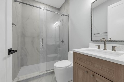 Casa en venta en Orlando, Florida, 5 dormitorios, 313.92 m2 № 1846404 - foto 18
