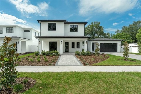 Casa en venta en Orlando, Florida, 5 dormitorios, 313.92 m2 № 1846404 - foto 2
