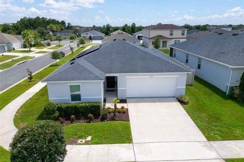House in Kissimmee, Florida 3 bedrooms, 144.74 sq.m. № 2320802