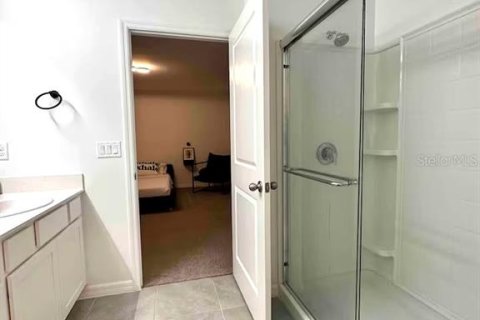 Villa ou maison à louer à Zephyrhills, Floride: 4 chambres, 258.73 m2 № 2415191 - photo 14