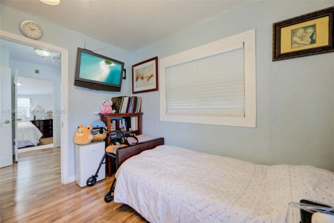Casa en venta en Miami, Florida, 2 dormitorios, 74.88 m2 № 2002295 - foto 22