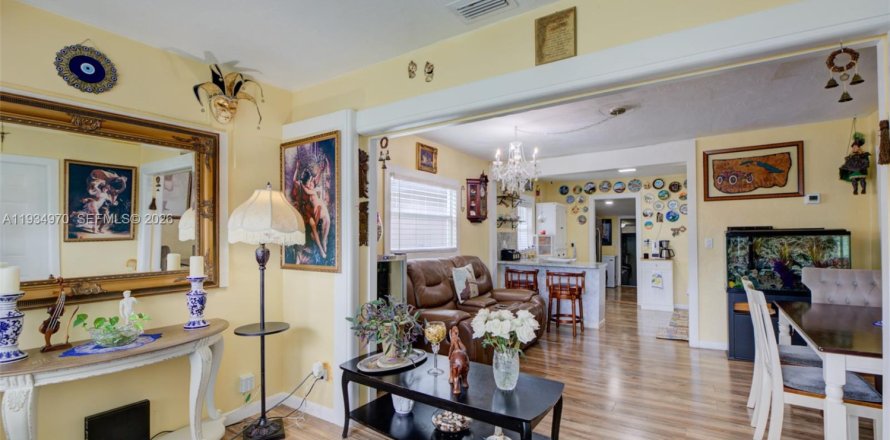 Casa en Miami, Florida 2 dormitorios, 74.88 m2 № 2002295