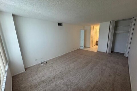 Condo in Sunny Isles Beach, Florida, 2 bedrooms № 2082033 - photo 6