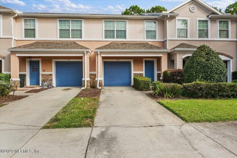 Casa en venta en Orange Park, Florida, 2 dormitorios, 133.78 m2 № 817750 - foto 1