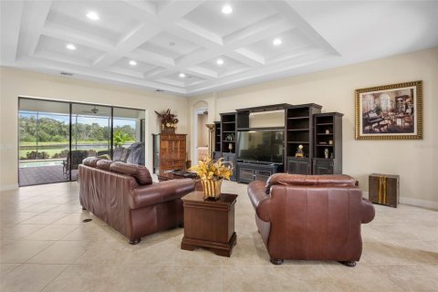 House in Parrish, Florida 3 bedrooms, 319.21 sq.m. № 1839990 - photo 7