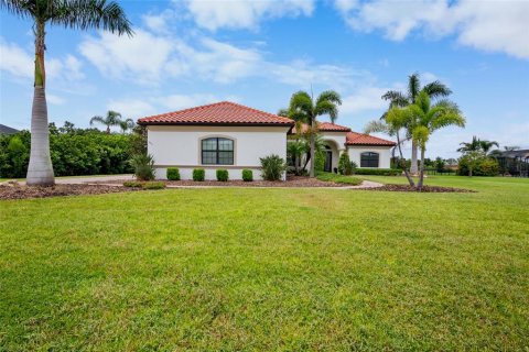 House in Parrish, Florida 3 bedrooms, 319.21 sq.m. № 1839990 - photo 3