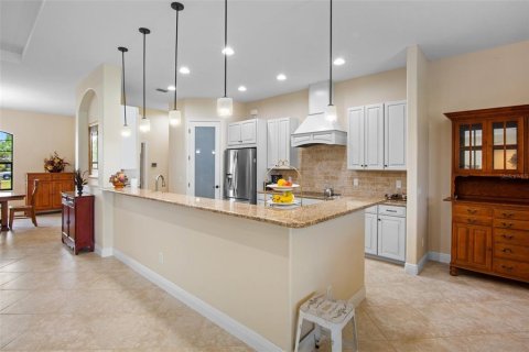House in Parrish, Florida 3 bedrooms, 319.21 sq.m. № 1839990 - photo 12