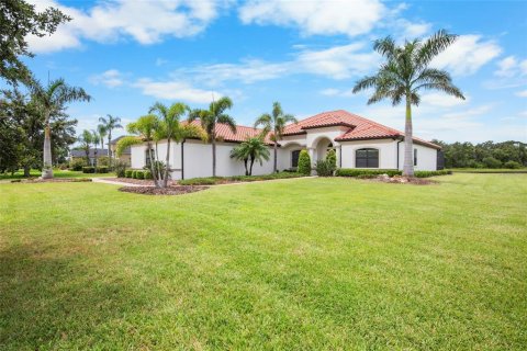 House in Parrish, Florida 3 bedrooms, 319.21 sq.m. № 1839990 - photo 2