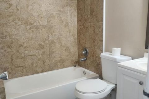 House in Palm Coast, Florida 3 bedrooms, 137.59 sq.m. № 2195532 - photo 7
