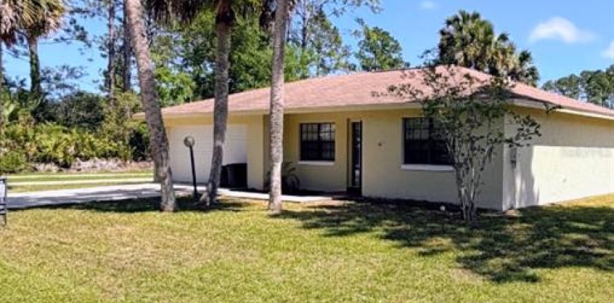 House in Palm Coast, Florida 3 bedrooms, 137.59 sq.m. № 2195532