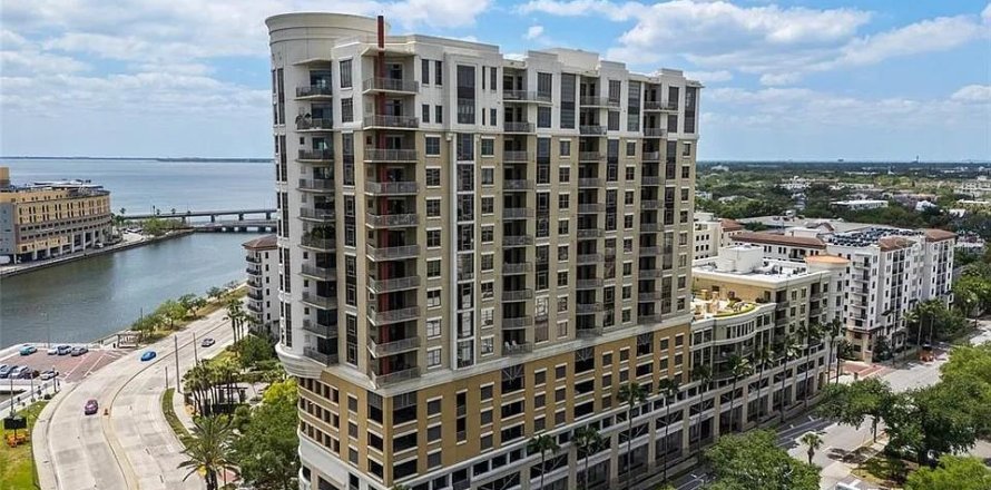 Condo à Tampa, Floride, 2 chambres № 2095390