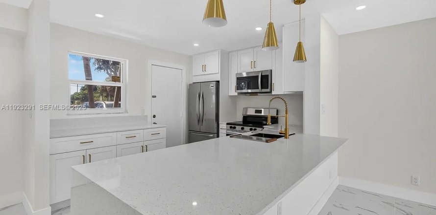 Condo à Dania Beach, Floride, 2 chambres  № 1977362