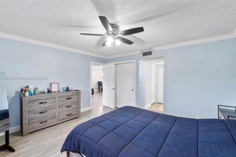 Condo in Coral Springs, Florida, 2 bedrooms  № 1821913 - photo 11