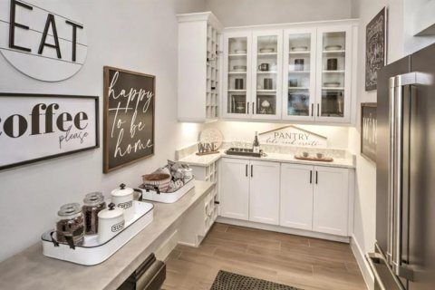 Villa ou maison à vendre à Ormond Beach, Floride: 4 chambres, 240.43 m2 № 2093112 - photo 6