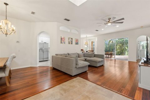 House in Lake Mary, Florida 3 bedrooms, 165.64 sq.m. № 2208616 - photo 21