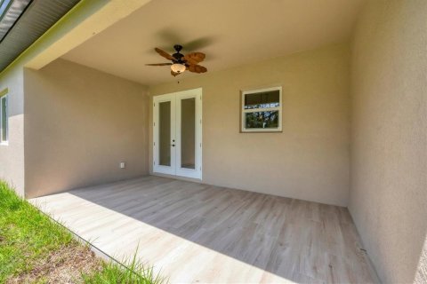House in North Port, Florida 3 bedrooms, 152.08 sq.m. № 1746985 - photo 17