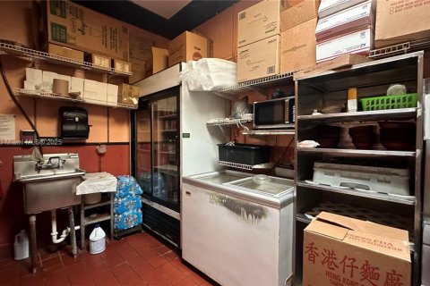 Commercial property in Boynton Beach, Florida № 1959670 - photo 17