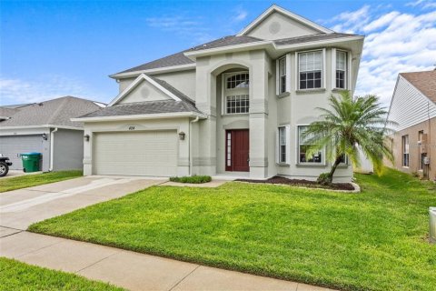 Villa ou maison à Winter Springs, Floride 4 chambres, 198.63 m2 № 2130694