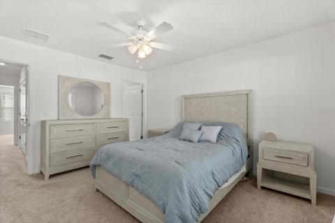 Townhouse in Sarasota, Florida 2 bedrooms, 110.27 sq.m. № 2217226 - photo 18