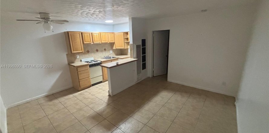 Casa en Fort Lauderdale, Florida 1 dormitorio, 232.81 m2 № 2064497