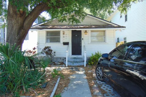 House in Tampa, Florida 2 bedrooms, 85.66 sq.m. № 1192327 - photo 11