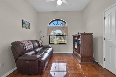 Villa ou maison à vendre à Port St. Lucie, Floride: 4 chambres, 242.2 m2 № 2401407 - photo 22