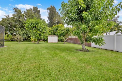 Villa ou maison à vendre à Port St. Lucie, Floride: 4 chambres, 242.2 m2 № 2401407 - photo 29