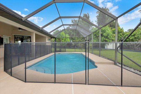 Villa ou maison à vendre à Port St. Lucie, Floride: 4 chambres, 242.2 m2 № 2401407 - photo 25
