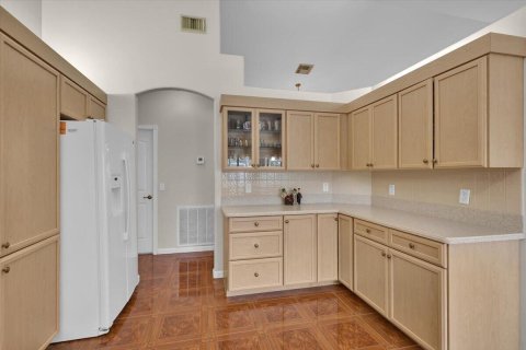Villa ou maison à vendre à Port St. Lucie, Floride: 4 chambres, 242.2 m2 № 2401407 - photo 12