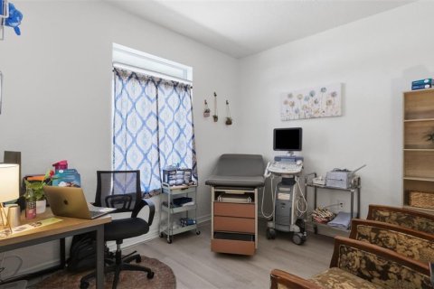 Купить коммерческую недвижимость в Спринг-Хилл, Флорида 163.04м2, № 2201954 - фото 15