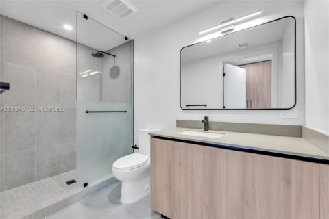 Купить кондоминиум в Майами, Флорида 2 спальни, 70.33м2, № 2066643 - фото 12