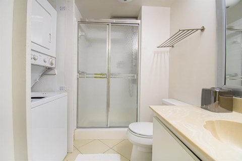 Copropriété à vendre à Boca Raton, Floride: 2 chambres, 112.97 m2 № 2253885 - photo 20