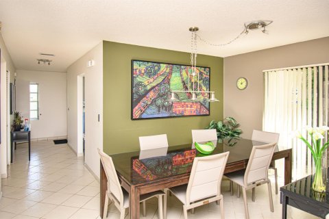 Copropriété à vendre à Boca Raton, Floride: 2 chambres, 112.97 m2 № 2253885 - photo 12