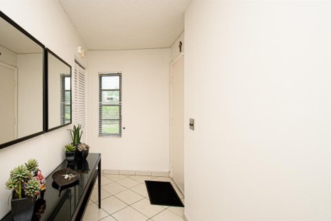Copropriété à vendre à Boca Raton, Floride: 2 chambres, 112.97 m2 № 2253885 - photo 27