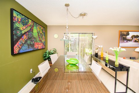 Copropriété à vendre à Boca Raton, Floride: 2 chambres, 112.97 m2 № 2253885 - photo 9