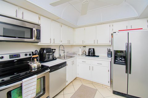 Copropriété à vendre à Boca Raton, Floride: 2 chambres, 112.97 m2 № 2253885 - photo 23