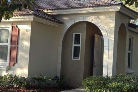 Condo in Homestead, Florida, 2 bedrooms  № 2010150 - photo 21