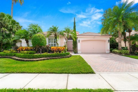 House in Boynton Beach, Florida 3 bedrooms, 245.73 sq.m. № 2372118