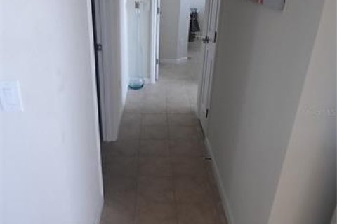Villa ou maison à vendre à Kissimmee, Floride: 4 chambres, 162.02 m2 № 2219071 - photo 21